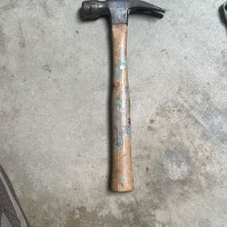 Vaughan 20 OZ Hammer