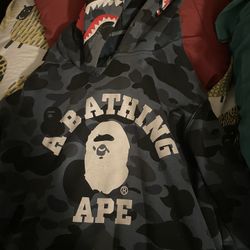 (Bape) Vintage Bathing Ape Hoodie