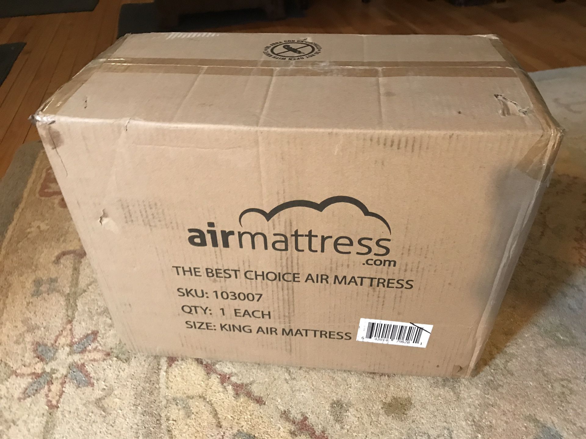 King Size Air Mattress ( new in box)