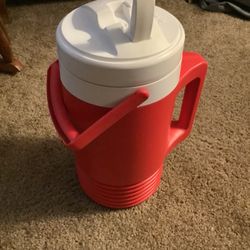 Gallon Igloo Water Jug 