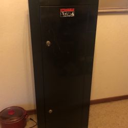 Outdoorsman Rifle Locker 
