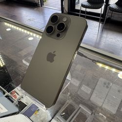 iPhone 15 Pro 256gb AT&T/CRICKET