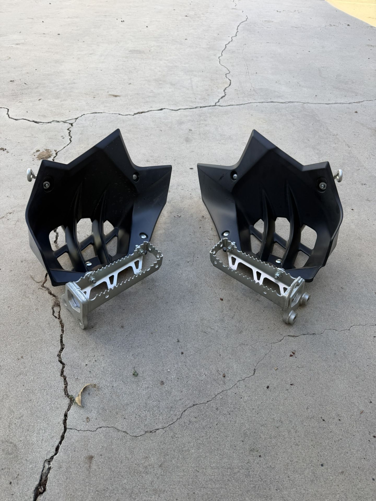 OEM YFZ450R foot pegs and foot guards