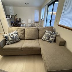 Ashley furniture Sectional With Reversible Chaise 
