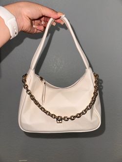 Creme Mada shoulder Purse
