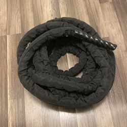 PROFECT SPORTS BATTLE ROPE WITH PROTECTIVE SLEEVE.