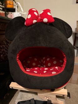 Dog or cat house