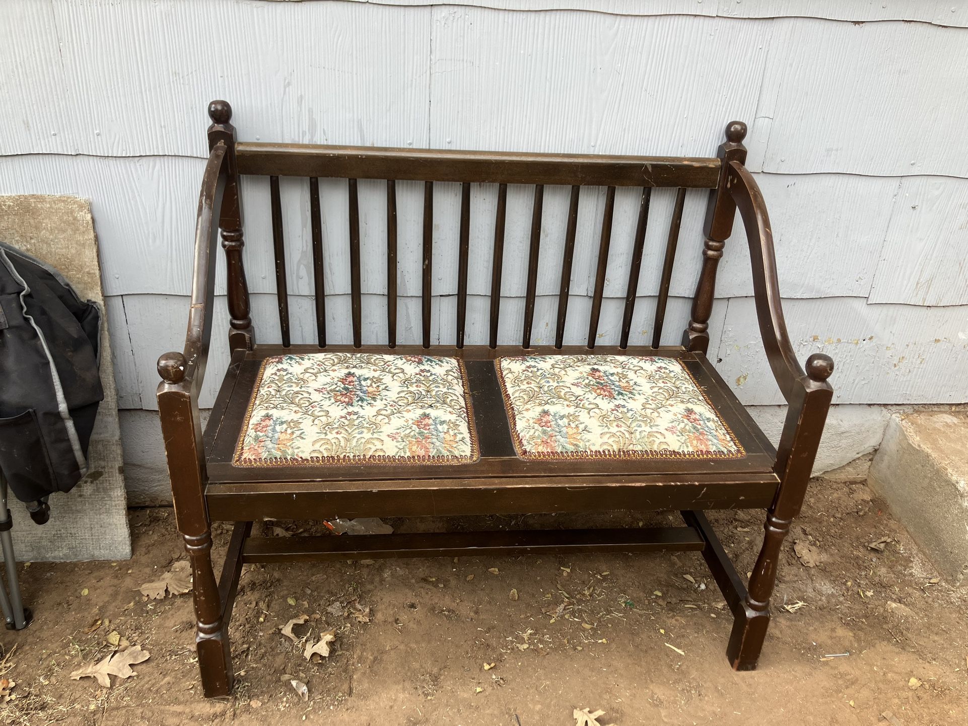 Aantique Vintage Bench