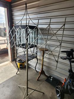 Funeral wreath display stand