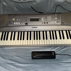Yamaha YPT-300 Keyboard w/ Sustain Pedal - Touch Sensitive Keys