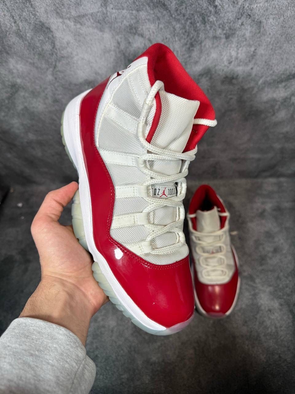 Jordan 11 cherry size 10