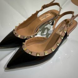 Valentino Garavani Rockstud leather heels