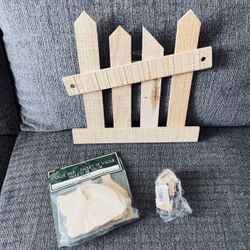 🏠 New! 8 Pc Wood Craft Pieces Fence House Cat Birdhouse Crafting Etc.