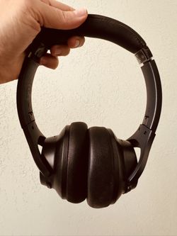 Used Twice- Anker Soundcore L20 Noise Cancelling Headphones 