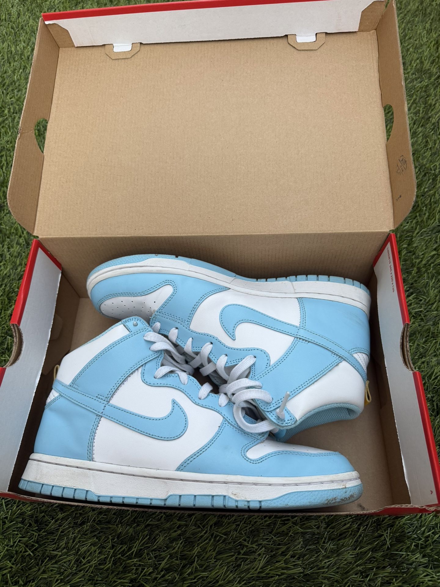 nike dunk high size 10