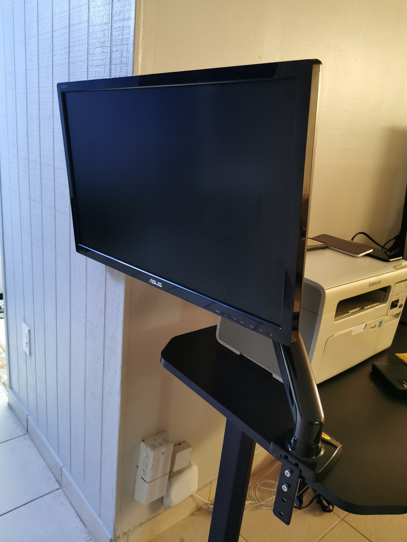 Monitor Asus 27 display port HDMI and VGA