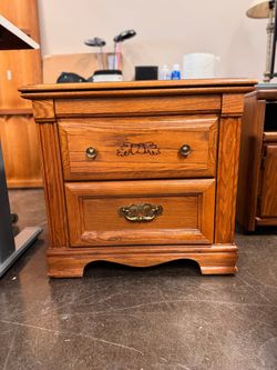 Oak 2 Drawer Night Stand