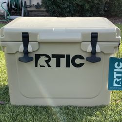 RTIC 20 QT Hard Cooler