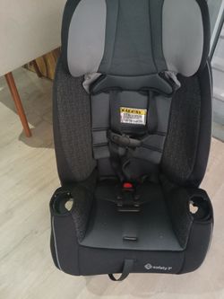 CAR SEAT
