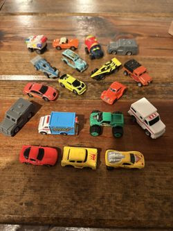 Old Vintage hot wheel and other brand mini cars 