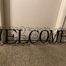 4 Ft Long Metal Wall  Welcome Decor With Scroll Design