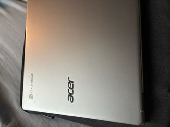 Acer laptop 15.6 inch Touchscreen