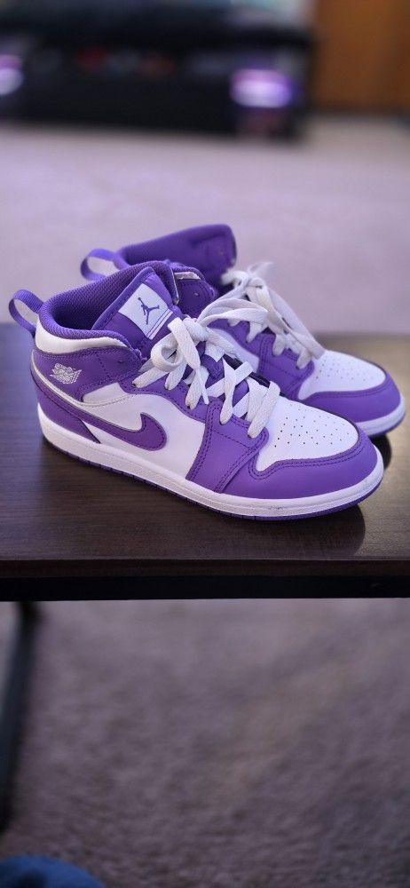 Jordan 1 Mid 3Y Purple/White