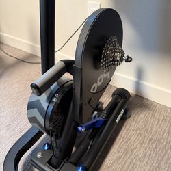 Wahoo Kickr V5 Smart Indoor Trainer