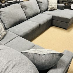 Stylish Super Nice Sectional Free delivery 