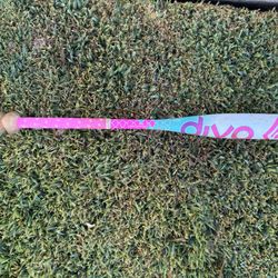 LOUISVILLE SLUGGER Fastpitch Softball Bat