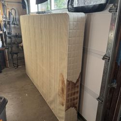 FREE box Spring 