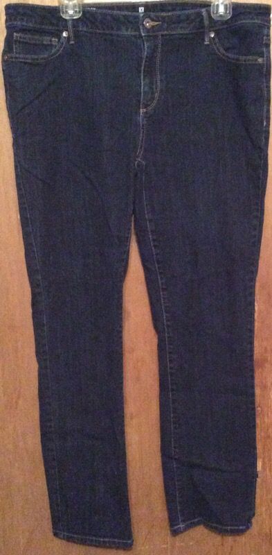 NEW Liz Claiborne Stretch Classic Fit Jeans Size 16