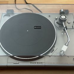 Vintage Sanyo Model TP-1012A Direct Drive Turntable Serviced AT3600L
