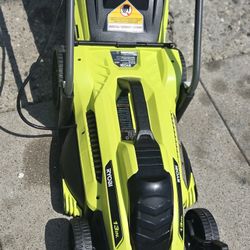 Podadora Rioby. Electric 13 Inch 