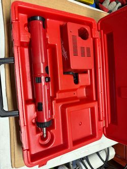 Milwaukee Cordless Screwdriver