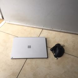 Please read 13.5” Surface Book Window 10 Touchscreen i5 Processor 6th Gen 128gb SSD 8gb Ram Come With Charger Gaming Mouse ( Trackpad not working)