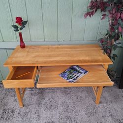 Desk Made Of Wood With Drawer 