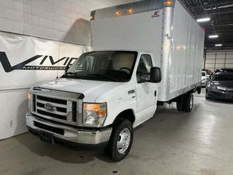 2013 Ford E-450 Cutaway