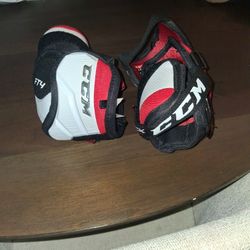 Ccm Ft4 Elbow Pads