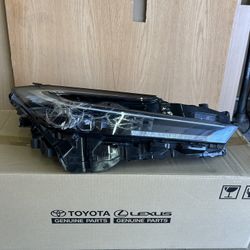 2024 Toyota Prius Passenger Headlight