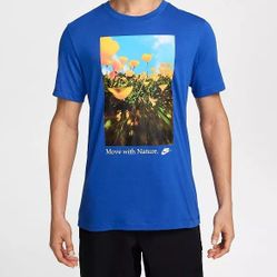 Men's Nike Shirt Size Medium 