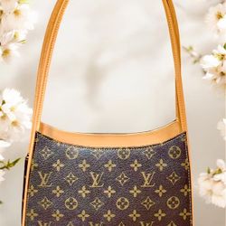 Looping Shoulder Bag