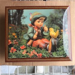 Vintage  Hummel themed Swiss music box