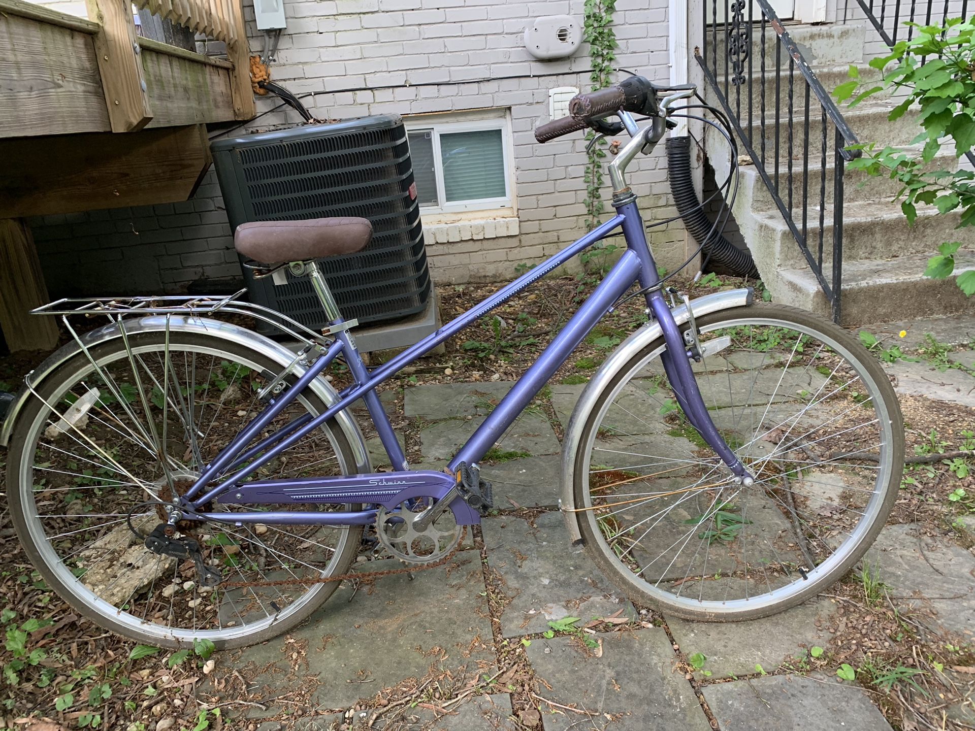 Schwinn Admiral Women bike