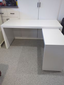 White Desk
