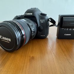 Canon EOS 5D Mark camera III w/ accessories 