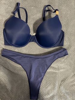 PINK Victoria's Secret Navy Bra and Thong Set