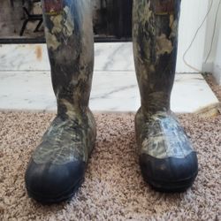 Guide Gear Boots Size 8 Rubber Hunting Fishing Work Camo