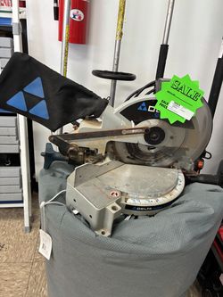 Delta miter saw