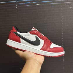 Jordan 1 Retro Low OG “Chicago” ( Men’s) 